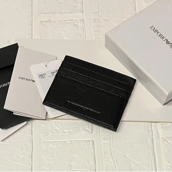Emporio Armani Leather Cardholder - Picture 5 of 5
